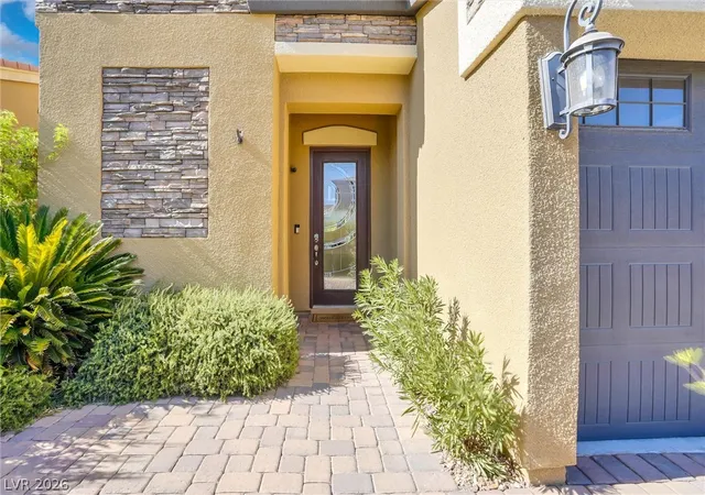 Photo 3 of Single family home for sale at 72 Newton Ridge Way, Las Vegas, NV 89183 | MLS# 2804901 | Listing updated on 2026-09-24