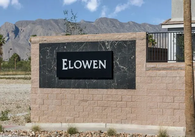 Photo 4 of Sale Pending at 8455 Bayside Blf Ave, Las Vegas, NV 89149 | MLS# 2805221 | Listing updated on 2026-09-18