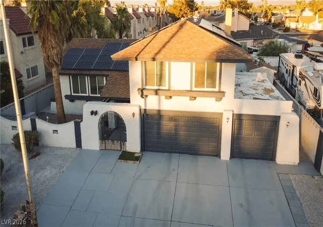 Photo 2 of Single family home for sale at 5134 Caliente St, Las Vegas, NV 89119 | MLS# 2805734 | Listing updated on 2026-09-07