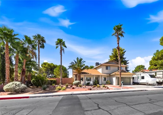 Photo 3 of Single family home for sale at 893 Fairway Dr, Boulder City, NV 89005 | MLS# 2805520 | Listing updated on 2026-09-17