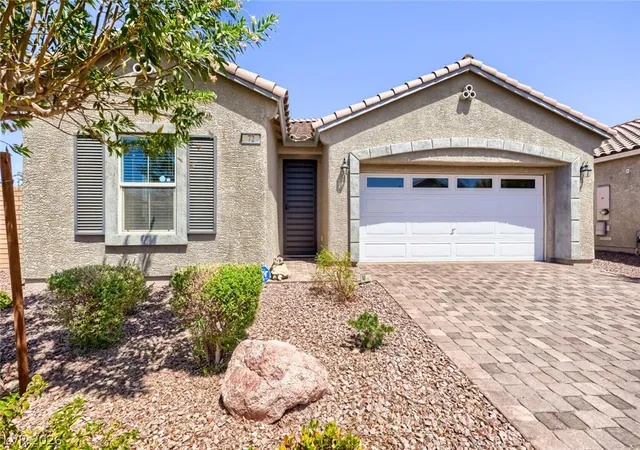 Photo 2 of Single family home for sale at 72 Summer Rhapsody Ave, Henderson, NV 89015 | MLS# 2805944 | Listing updated on 2026-09-03
