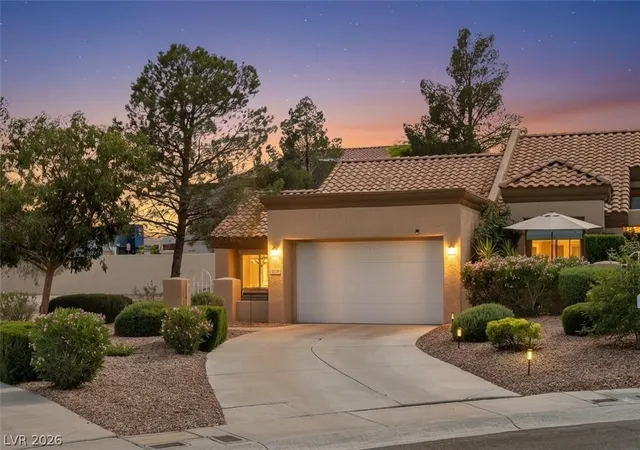 Photo 3 of Townhouse for sale at 8601 Prairie Hl Dr, Las Vegas, NV 89134 | MLS# 2805881 | Listing updated on 2026-09-17