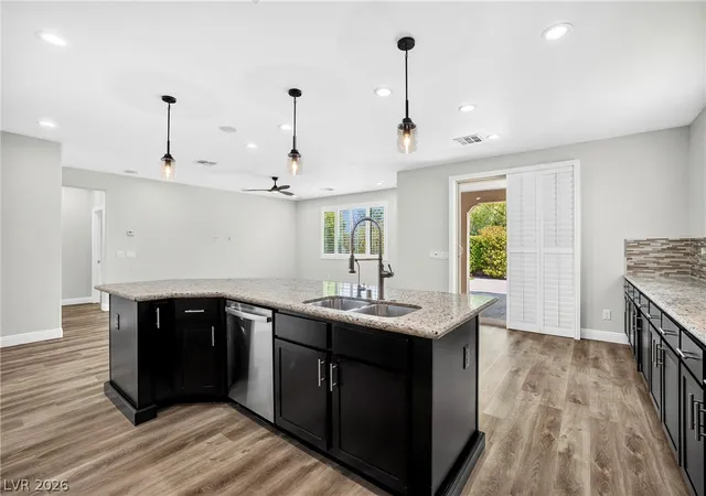 Photo 3 of Sale Pending at 530 Hunter Flt St, Las Vegas, NV 89138 | MLS# 2805705 | Listing updated on 2026-09-09