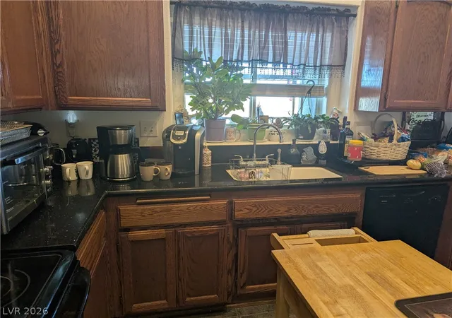 Photo 3 of Single family home for sale at 3550 S Underbrush Ave, Pahrump, NV 89048 | MLS# 2806167 | Listing updated on 2026-09-12