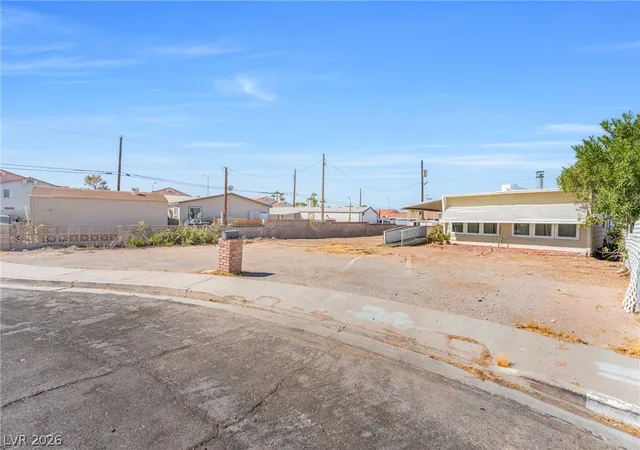 Photo 1 of Manufactured home for sale at 2029 College Cir, Las Vegas, NV 89156 | MLS# 2806169 | Listing updated on 2026-09-16