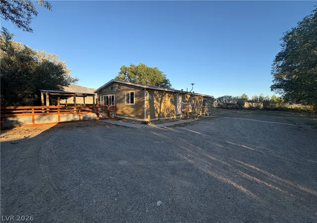 Photo 3 of Manufactured home for sale at 880 N 59th Street, Ely, NV 89301 | MLS# 2805979 | Listing updated on 2026-09-03