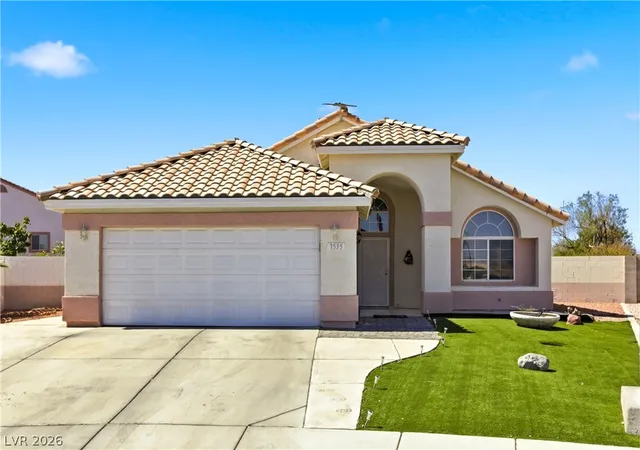Photo 1 of Single family home for sale at 7535 Meadowoak Ln, Las Vegas, NV 89147 | MLS# 2806291 | Listing updated on 2026-09-21
