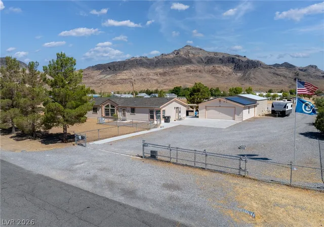 Photo 3 of Manufactured home for sale at 3360 Palm Dr, Pahrump, NV 89060 | MLS# 2806223 | Listing updated on 2026-09-16