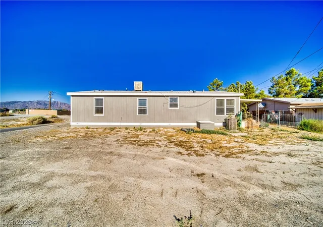 Photo 2 of Manufactured home for sale at 320 W Comstock Cir, Pahrump, NV 89048 | MLS# 2806407 | Listing updated on 2026-10-06