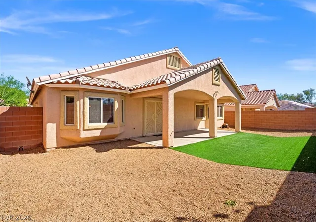 Photo 4 of Single family home for sale at 6217 Double Oak St, North Las Vegas, NV 89031 | MLS# 2806111 | Listing updated on 2026-09-29
