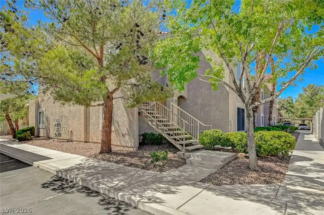 Listing Photo 2 - Condo for sale in 9470 Peace Wy located at 9470 Peace Wy, Las Vegas, NV 89147 - Unit #238