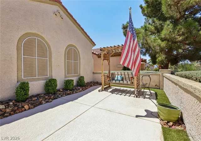 Photo 2 of Single family home for sale at 2559 Deora Way, Henderson, NV 89052 | MLS# 2806304 | Listing updated on 2026-08-31