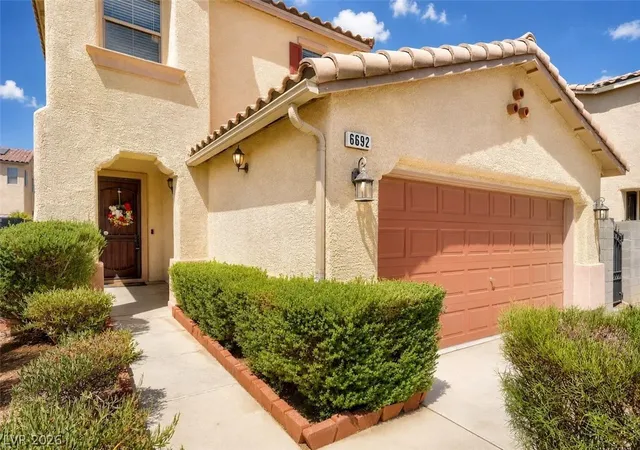 Photo 3 of Single family home for sale at 6692 Chariots Path Ct, Las Vegas, NV 89142 | MLS# 2805604 | Listing updated on 2026-09-21