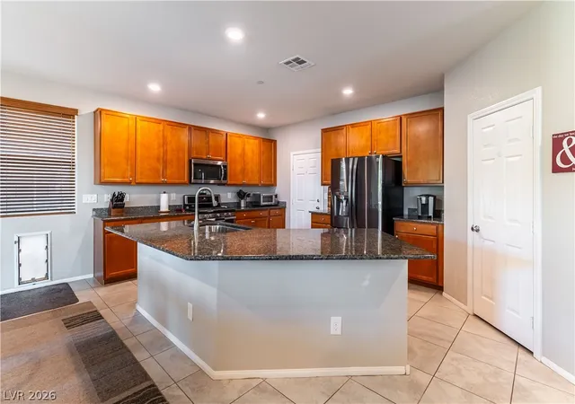Photo 4 of Single family home for sale at 982 Twilight Glow Ct, Henderson, NV 89015 | MLS# 2805481 | Listing updated on 2026-09-08