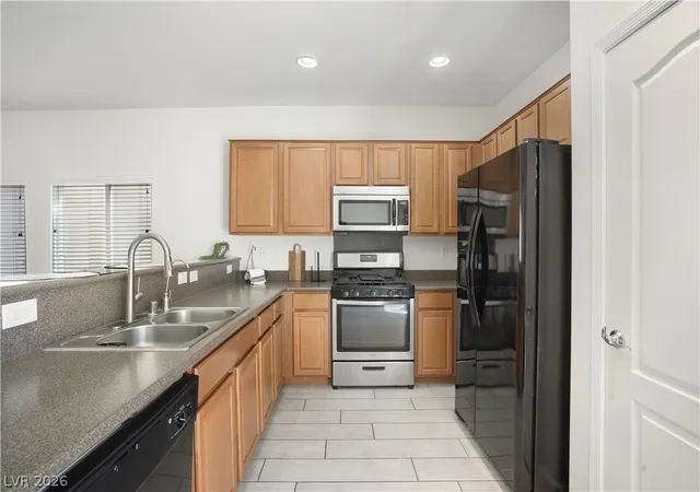 Photo 4 of Single family home for sale at 10553 Bandera Mountain Ln, Las Vegas, NV 89166 | MLS# 2806852 | Listing updated on 2026-09-13