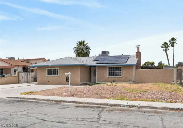 Photo 3 of Sale Pending at 5413 Stirrup St, Las Vegas, NV 89119 | MLS# 2807186 | Listing updated on 2026-09-06