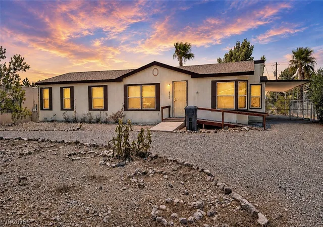 Photo 3 of Manufactured home for sale at 5460 N Humbolt Pl, Pahrump, NV 89060 | MLS# 2806602 | Listing updated on 2026-09-22