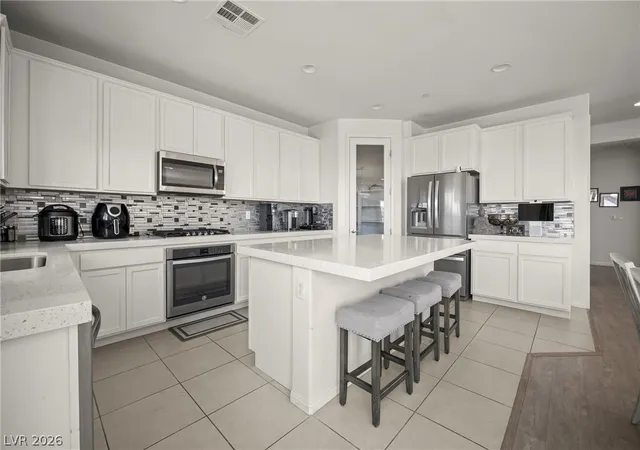 Photo 3 of Single family home for sale at 11 Via Dolcetto, Henderson, NV 89011 | MLS# 2806143 | Listing updated on 2026-09-18