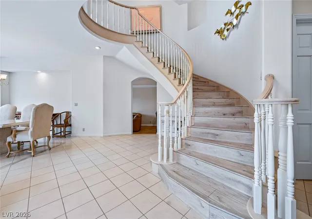 Photo 4 of Sale Pending at 8188 Horseshoe Bnd Ln, Las Vegas, NV 89113 | MLS# 2807128 | Listing updated on 2026-09-25
