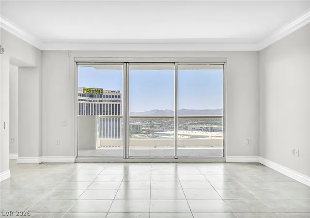 Photo 3 of Sale Pending at 2777 Paradise Rd #2404, Las Vegas, NV 89109 | MLS# 2807327 | Listing updated on 2026-09-12