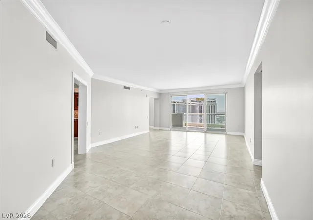 Photo 3 of Sale Pending at 2777 Paradise Rd #2404, Las Vegas, NV 89109 | MLS# 2807327 | Listing updated on 2026-09-12