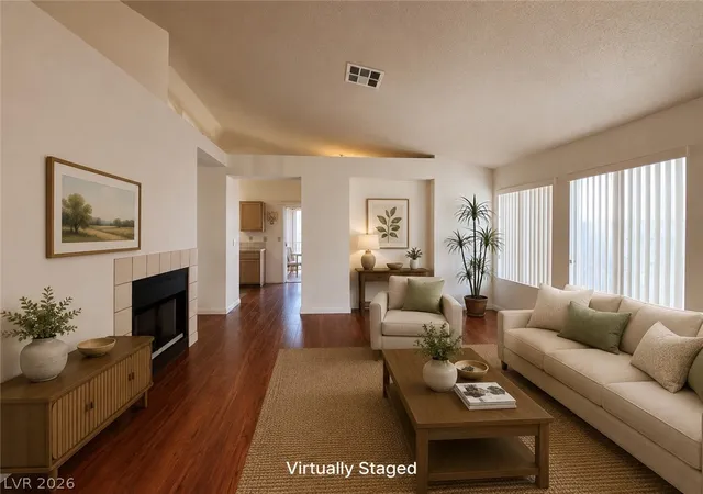 Photo 3 of Sale Pending at 3313 Sonterra Cir, Las Vegas, NV 89117 | MLS# 2807418 | Listing updated on 2026-09-28