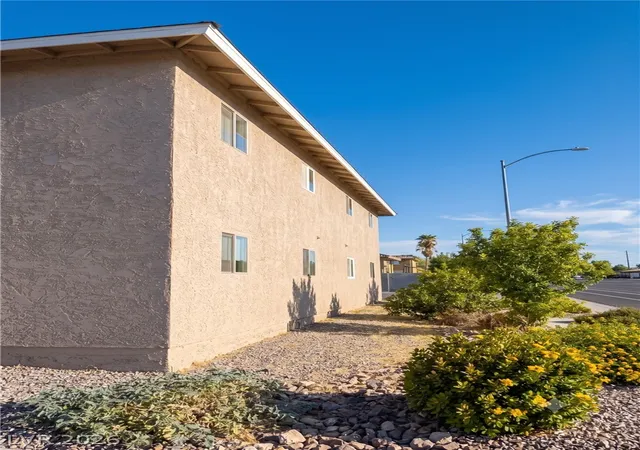 Listing Photo 4 - Condo for sale in building located at 200 Kola St, Henderson, NV 89015
