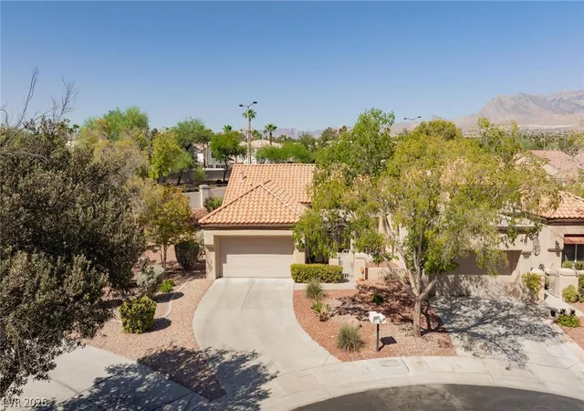 Photo 2 of Townhouse for sale at 2401 Dove Valley Ct, Las Vegas, NV 89134 | MLS# 2805971 | Listing updated on 2026-09-21