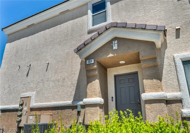 Photo 3 of Townhouse for sale at 7112 Cabin Fever St #101, Las Vegas, NV 89149 | MLS# 2807509 | Listing updated on 2026-09-11