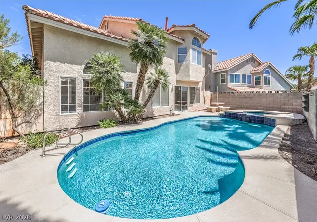 Photo 3 of Sale Pending at 9513 Scenic Sunset Dr, Las Vegas, NV 89117 | MLS# 2807582 | Listing updated on 2026-09-11