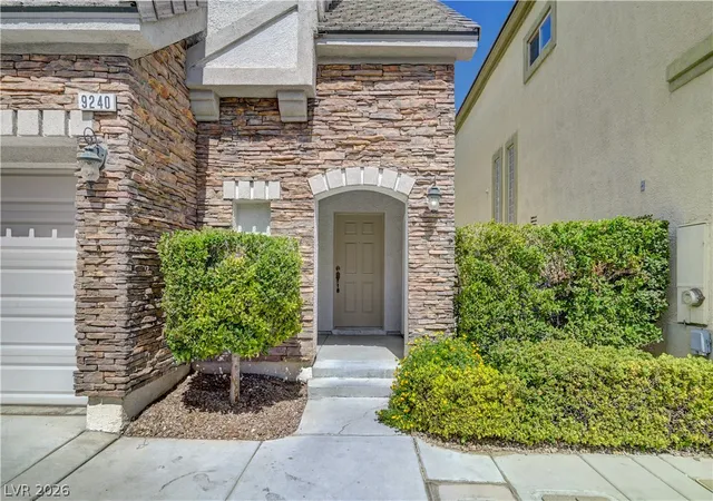 Photo 3 of Single family home for sale at 9240 Worsley Park Pl, Las Vegas, NV 89145 | MLS# 2806390 | Listing updated on 2026-09-21