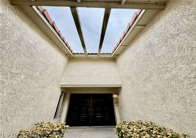 Photo 3 of Single family home for sale at 1720 Carlos Dr, Las Vegas, NV 89123 | MLS# 2807639 | Listing updated on 2026-10-05