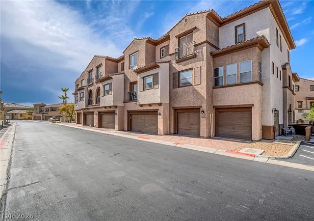 Photo 4 of Townhouse for sale at 1033 Via Panfilo Ave, Henderson, NV 89011 | MLS# 2807358 | Listing updated on 2026-09-11