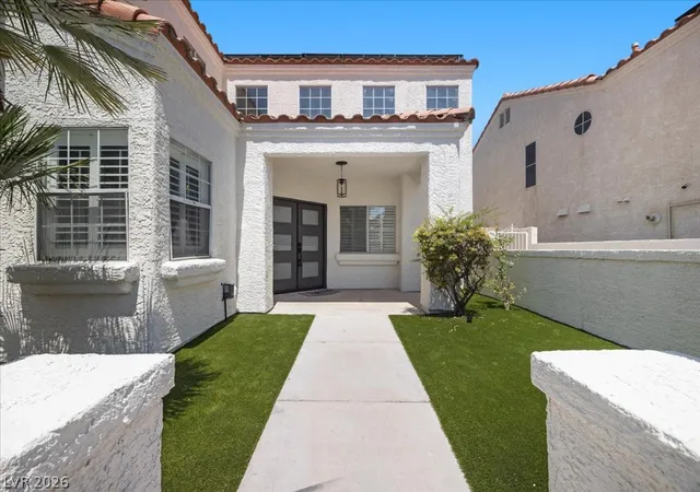 Photo 2 of Single family home for sale at 8024 Shorecrest Dr, Las Vegas, NV 89128 | MLS# 2807473 | Listing updated on 2026-10-07