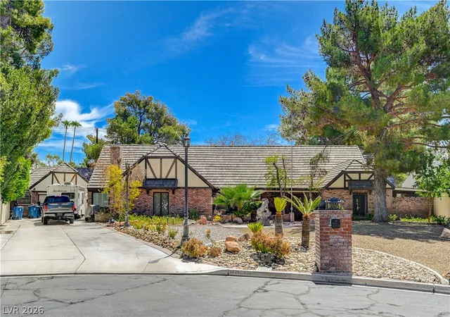 Photo 2 of Single family home for sale at 3005 Campbell Cir, Las Vegas, NV 89107 | MLS# 2807794 | Listing updated on 2026-10-01