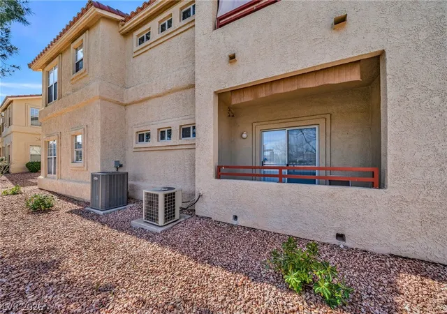 Photo 4 of Condo for sale at 520 Arrowhead Trl #1411, Henderson, NV 89015 | MLS# 2807775 | Listing updated on 2026-09-24