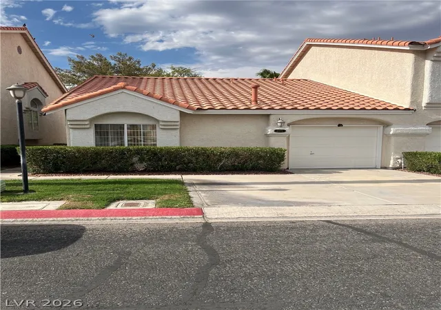 Townhouse for sale at 5986 Greenery View Ln, Las Vegas, NV 89118 | MLS# 2808019