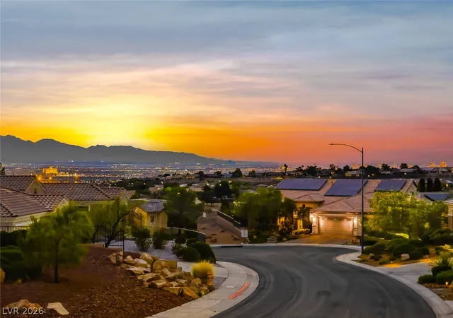 Photo 3 of Single family home for sale at 2878 Hartwick Pines Dr, Henderson, NV 89052 | MLS# 2808079 | Listing updated on 2026-10-04