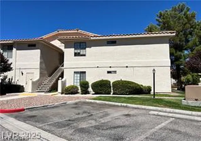 Photo 3 of Condo for sale at 2627 S Durango Dr #202, Las Vegas, NV 89117 | MLS# 2807992 | Listing updated on 2026-09-30