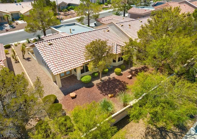 Photo 2 of Townhouse for sale at 2833 Breakers Crk Dr, Las Vegas, NV 89134 | MLS# 2808263 | Listing updated on 2026-09-01