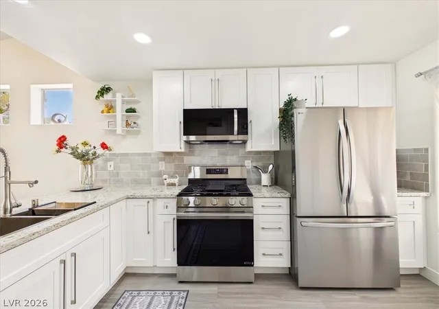 Photo 3 of Townhouse for sale at 2833 Breakers Crk Dr, Las Vegas, NV 89134 | MLS# 2808263 | Listing updated on 2026-09-01