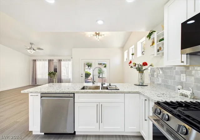 Photo 4 of Townhouse for sale at 2833 Breakers Crk Dr, Las Vegas, NV 89134 | MLS# 2808263 | Listing updated on 2026-09-01