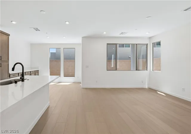Photo 4 of Townhouse for sale at 4285 Park Edge Ct, Las Vegas, NV 89141 | MLS# 2807863 | Listing updated on 2026-10-01