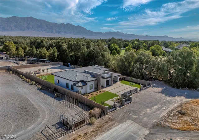 Photo 4 of Single family home for sale at 7020 Bath Dr, Las Vegas, NV 89131 | MLS# 2808104 | Listing updated on 2026-09-24