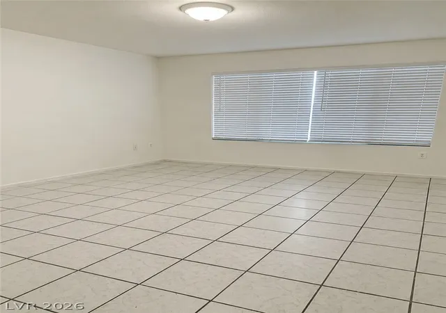 Listing Photo 2 - Condo for sale in building located at 5710 E Tropicana Blvd, Las Vegas, NV 89122 - Unit #1137