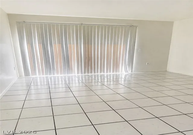 Listing Photo 5 - Condo for sale in building located at 5710 E Tropicana Blvd, Las Vegas, NV 89122 - Unit #1137