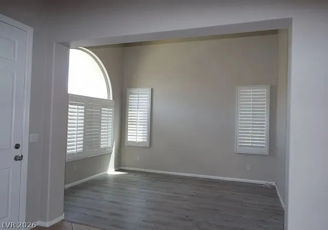 Photo 1 of Single family home for sale at 10825 Paradise Rd, Henderson, NV 89052 | MLS# 2806762 | Listing updated on 2026-09-23