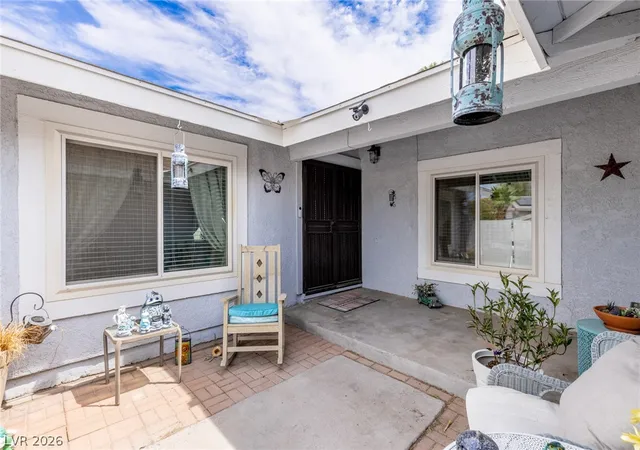 Photo 4 of Single family home for sale at 4476 Sunny Dunes Dr, Las Vegas, NV 89121 | MLS# 2806589 | Listing updated on 2026-09-28