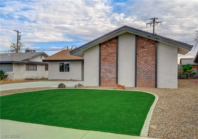 Photo 2 of Single family home for sale at 4409 Saint Andrews Cir, Las Vegas, NV 89107 | MLS# 2809014 | Listing updated on 2026-09-10