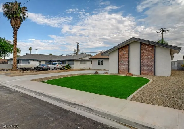 Photo 3 of Single family home for sale at 4409 Saint Andrews Cir, Las Vegas, NV 89107 | MLS# 2809014 | Listing updated on 2026-09-10